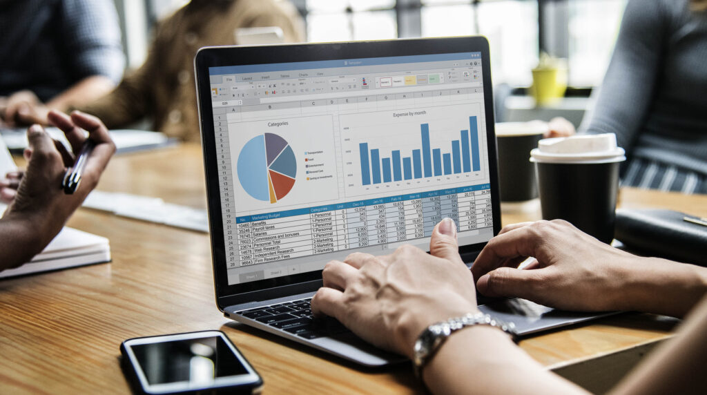 La escucha social requiere análisis e interpretación del contexto local.